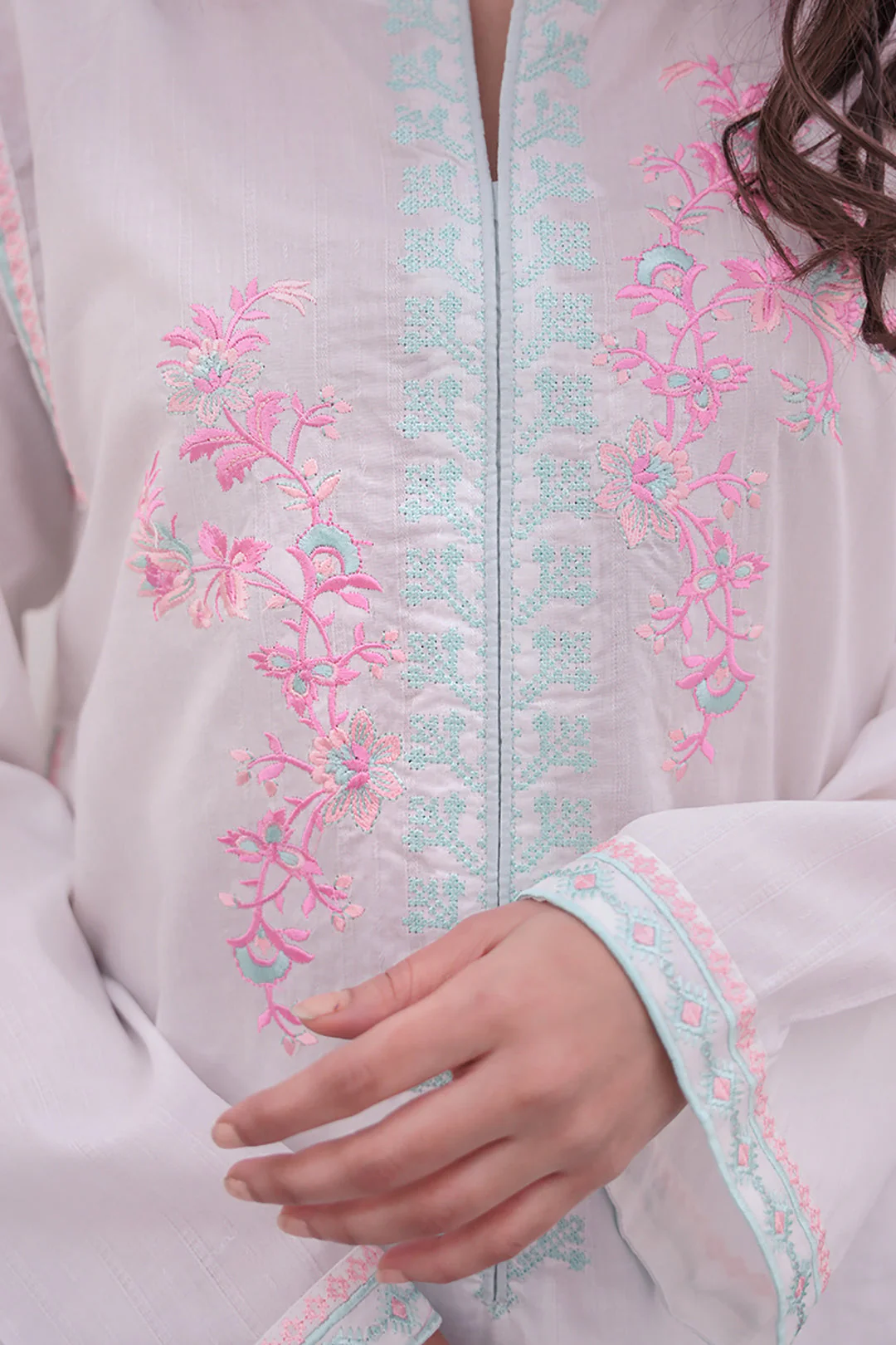 Embroidered Kurta - 0481 - Image 4