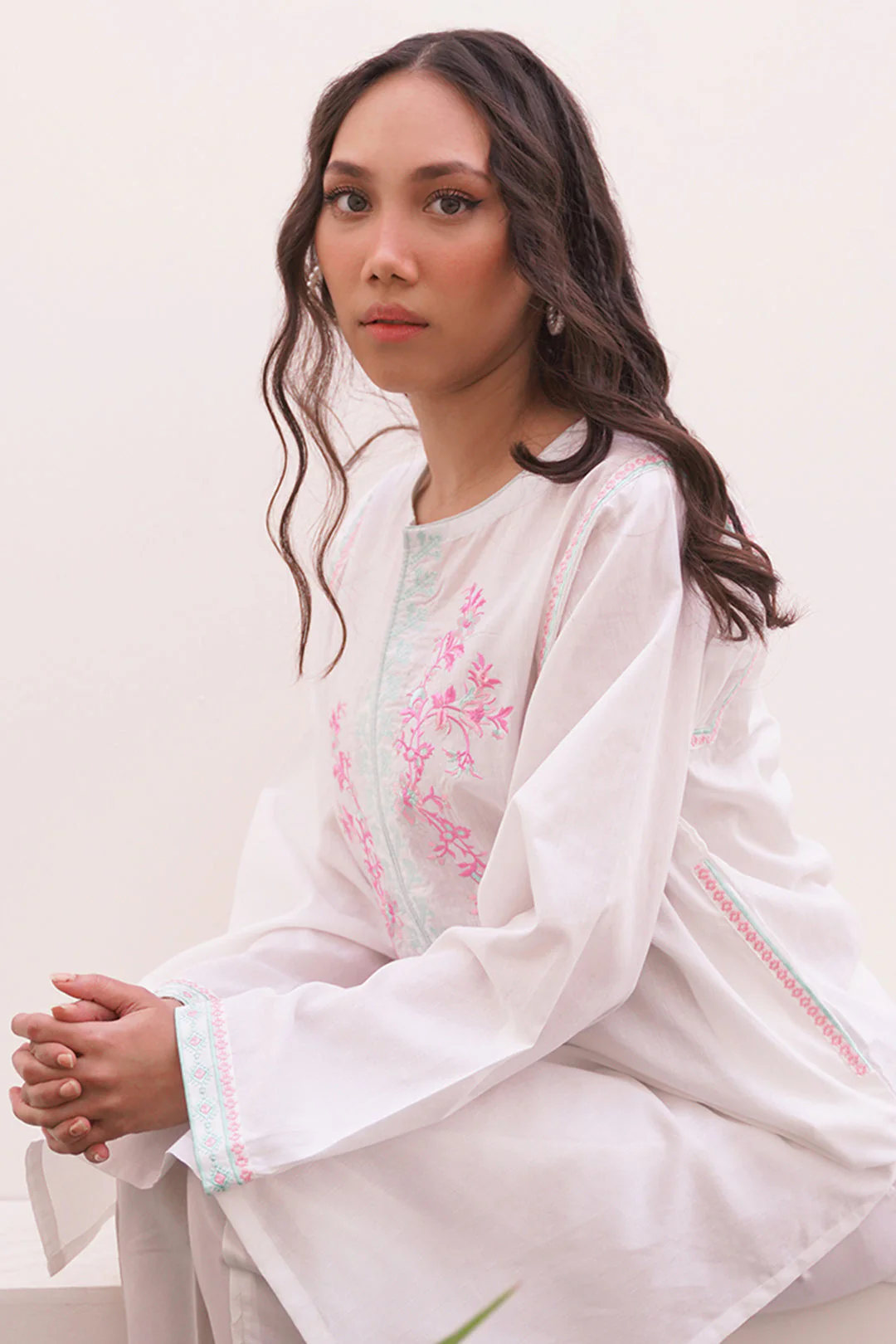 Embroidered Kurta - 0481 - Image 7