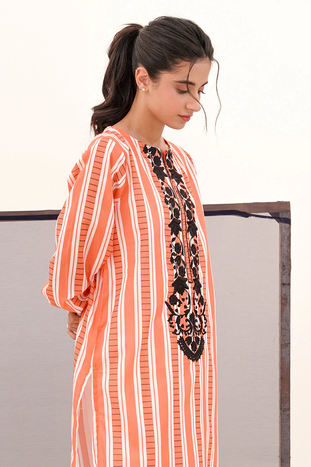 Embroidered Kurta - 0921 - Image 6