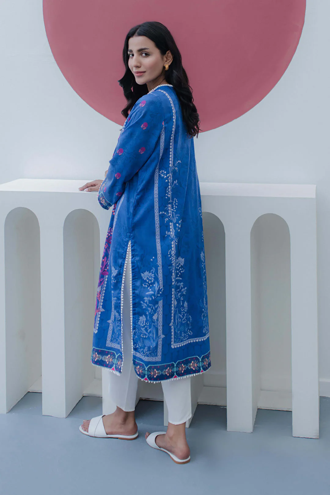 Embroidered Kurta - 1155 - Image 3