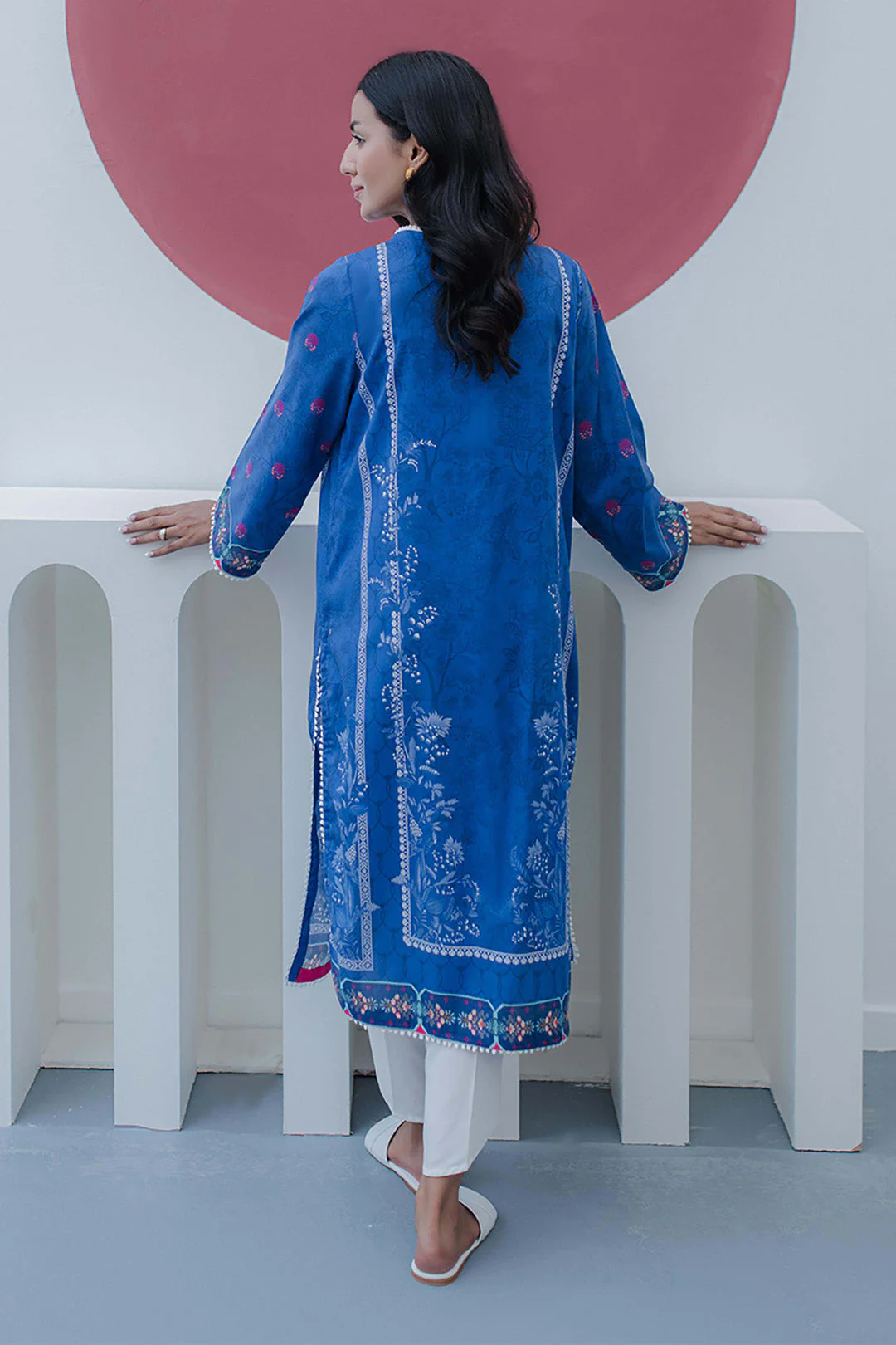 Embroidered Kurta - 1155 - Image 5