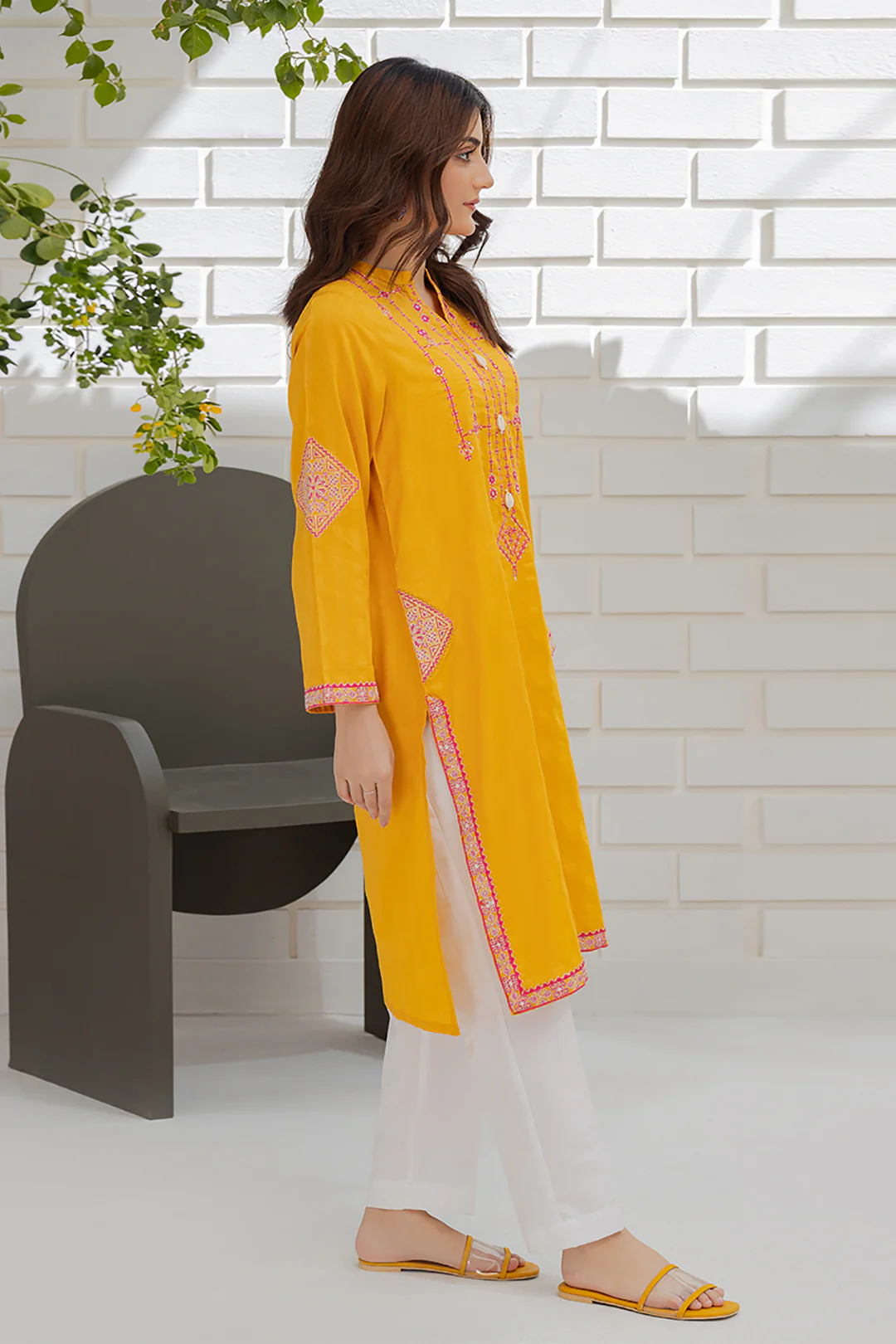 Embroidered Kurta - 1206 - Image 3