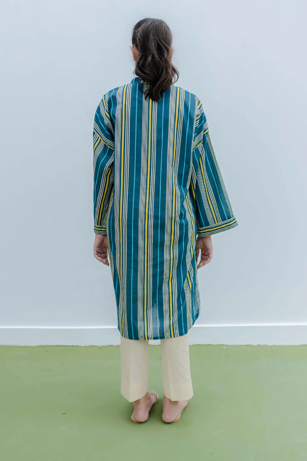 Embroidered Kurta - 1349 - Image 5