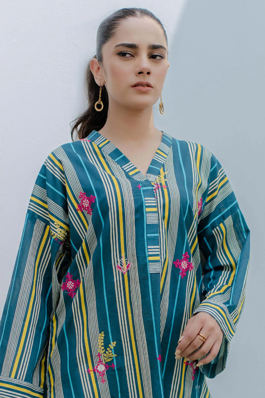 Embroidered Kurta - 1349 - Image 6
