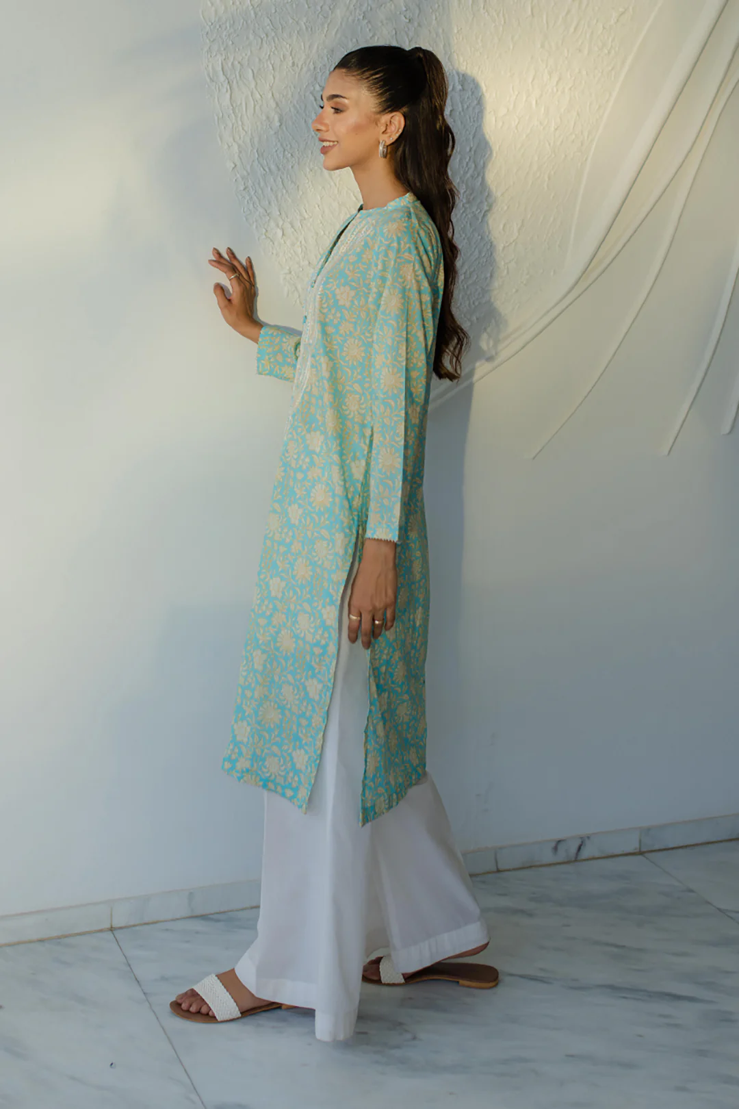 Embroidered Kurta - 1662 - Image 3