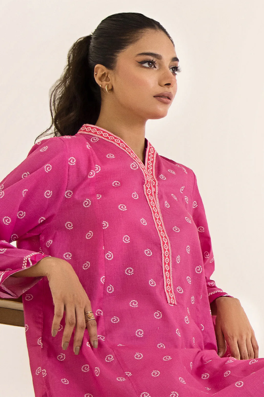 Kurta Dupatta - 1050 - Image 6