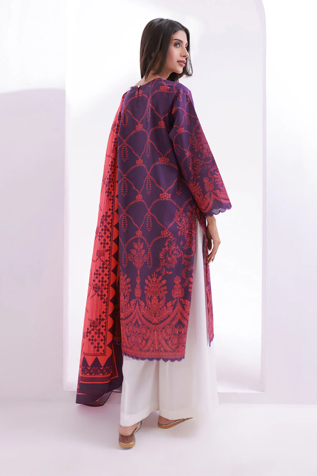 Embroidered Kurta Dupatta - 1492 - Image 5