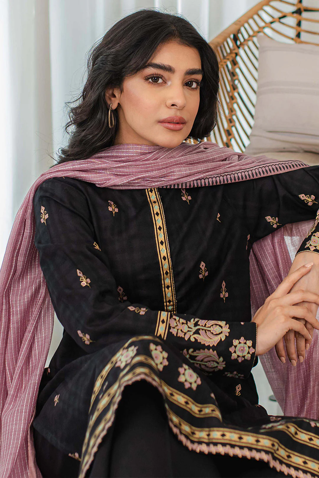 Kurta Dupatta Trouser - 0893 - Image 6