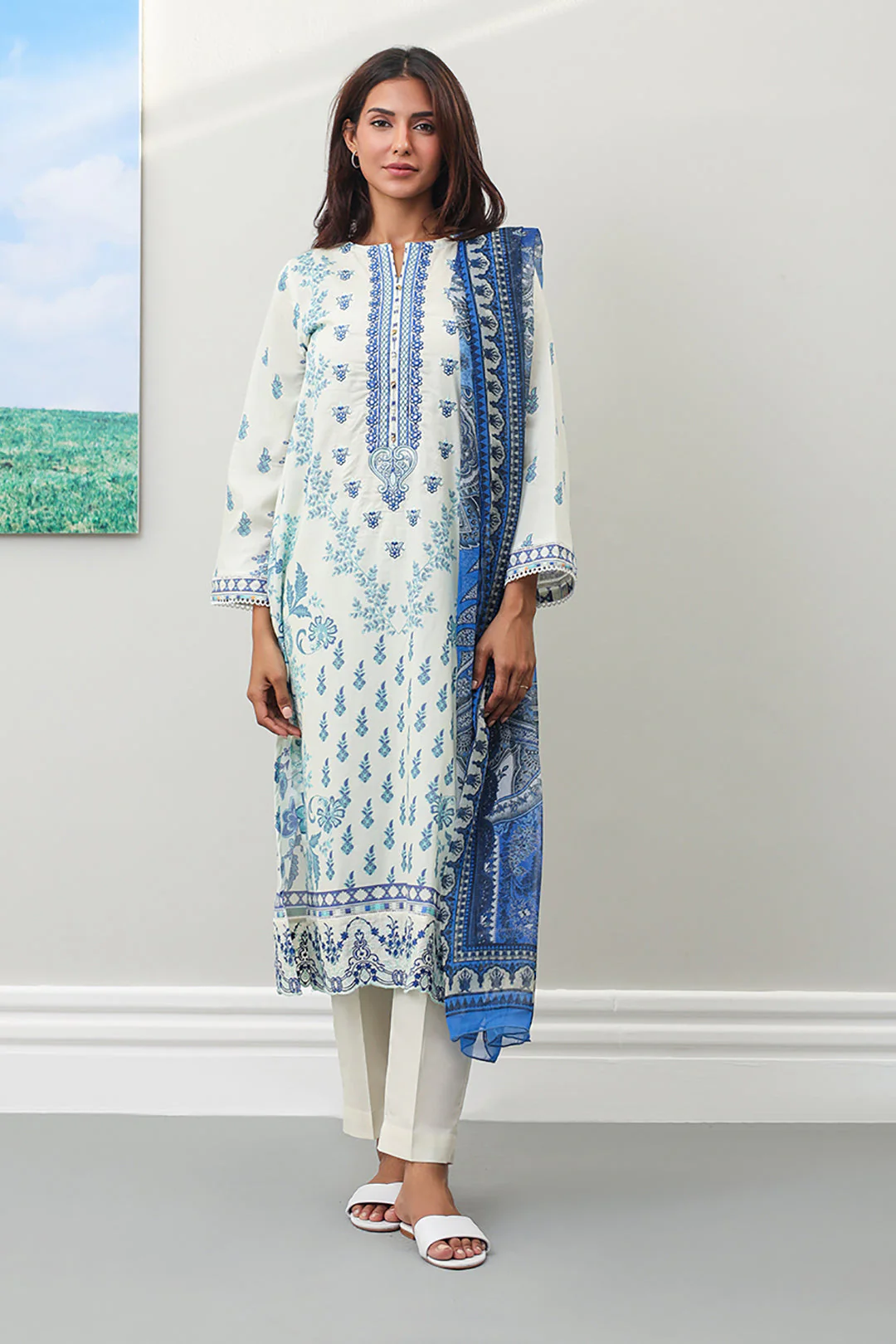 Embroidered Kurta Dupatta Trouser - 1129 - Image 3