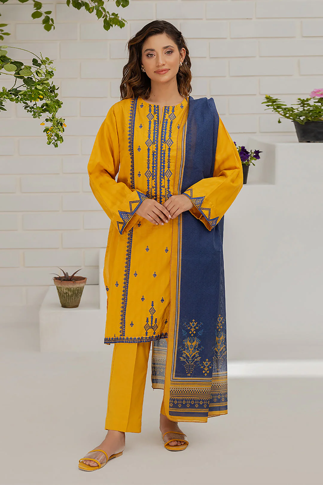 Embroidered Kurta Dupatta Trouser - 1185 - Image 2