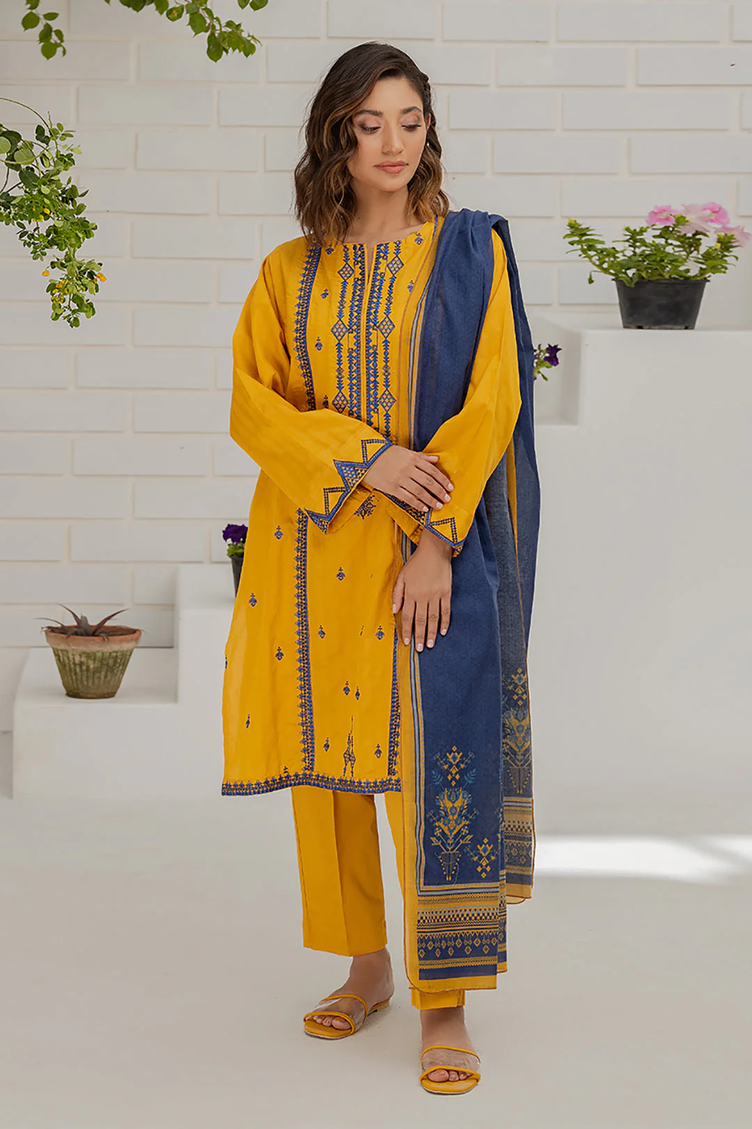 Embroidered Kurta Dupatta Trouser - 1185 - Image 3