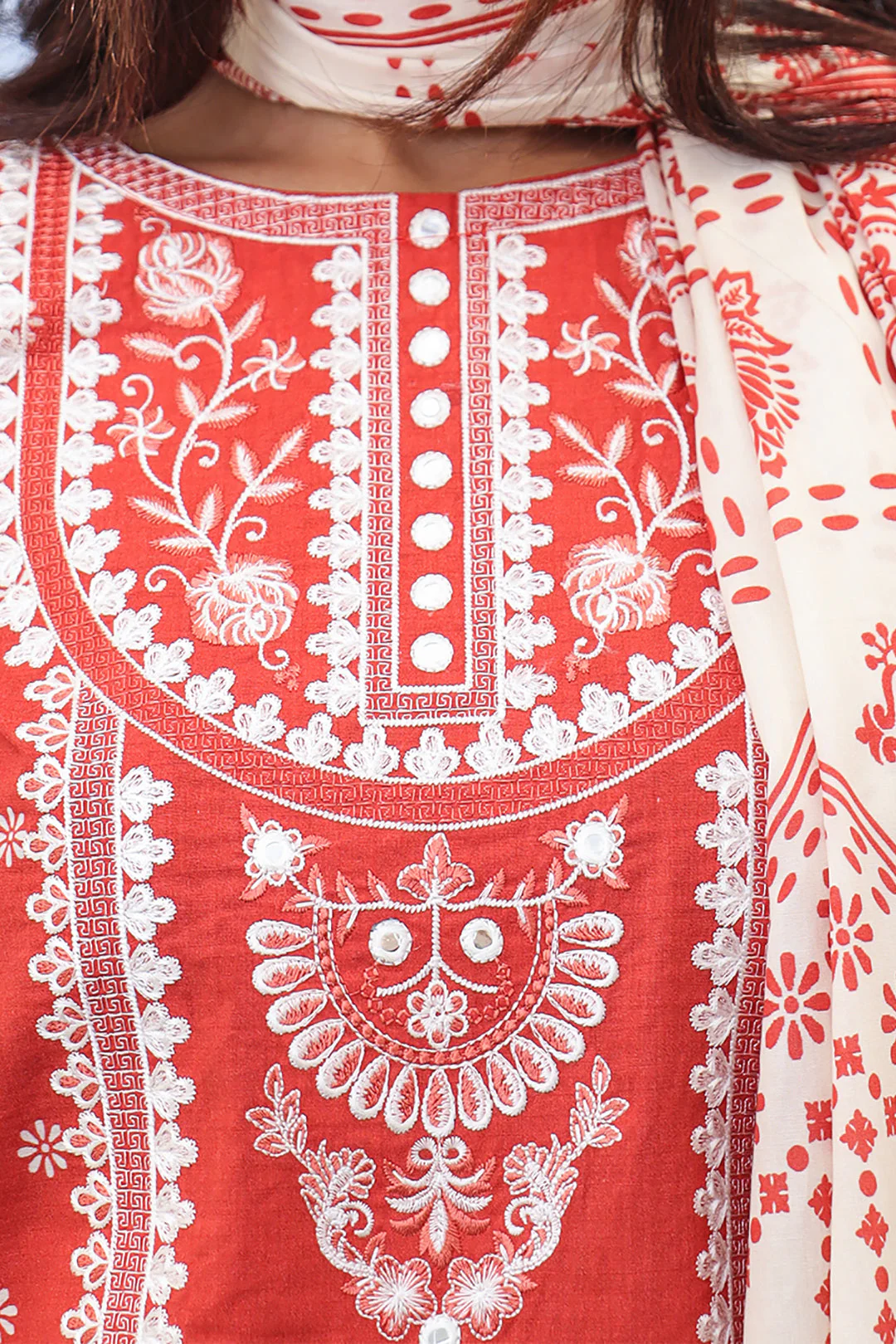 Embroidered Kurta Dupatta Trouser - 1372 - Image 4