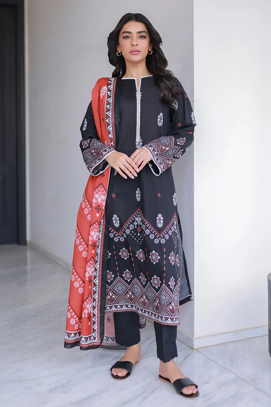 Kurta Dupatta Trouser - 1520 - Image 2