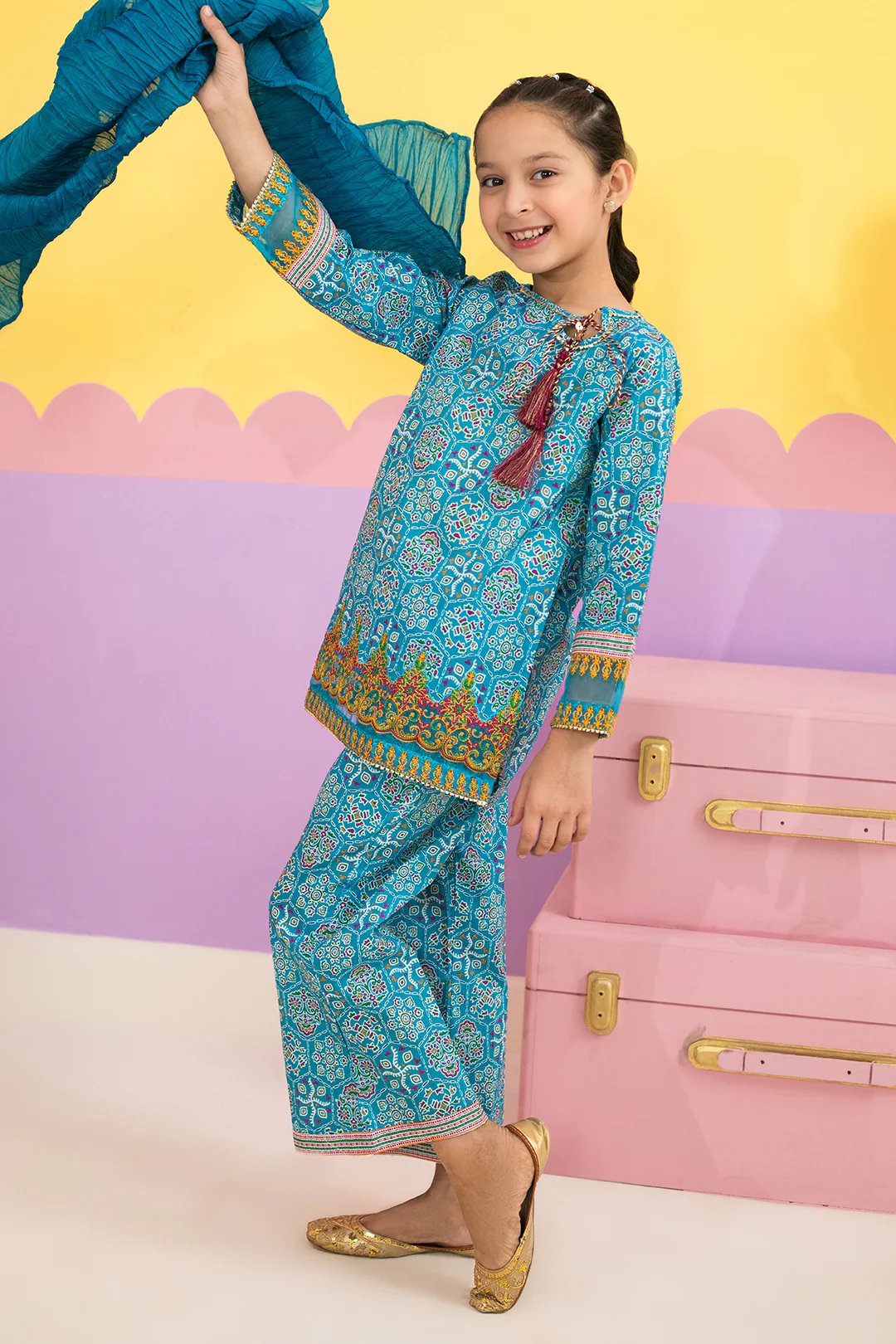 Embroidered Kurta Dupatta Trouser - 3691 - Image 2