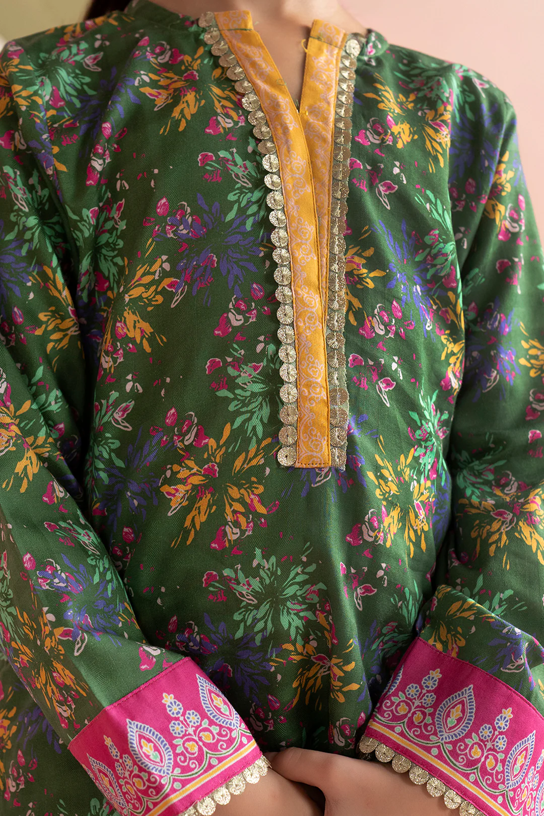 Kurta Dupatta Trouser - 3192 - Image 3