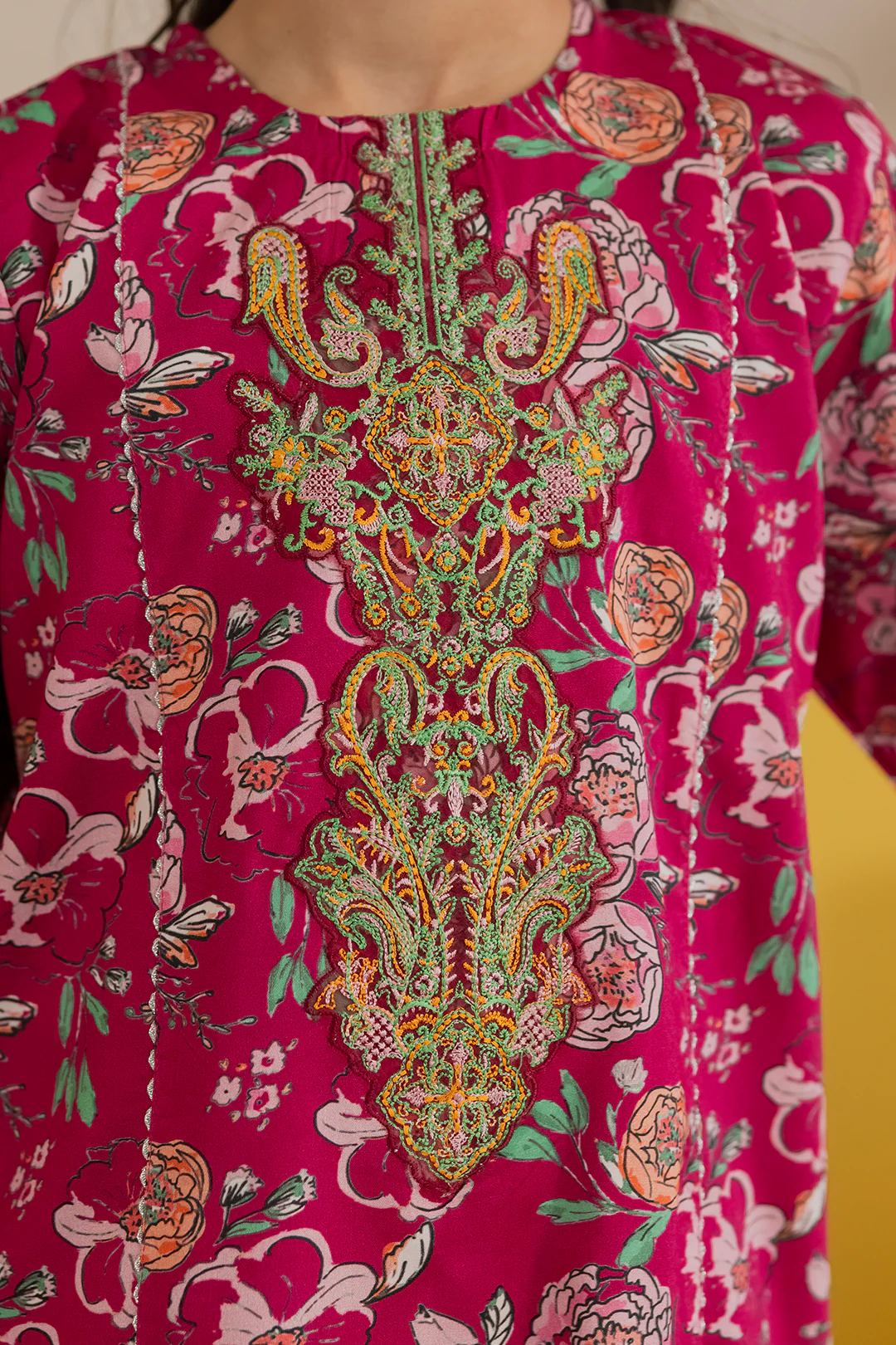 Embroidered Kurta Dupatta Trouser - 3424 - Image 6