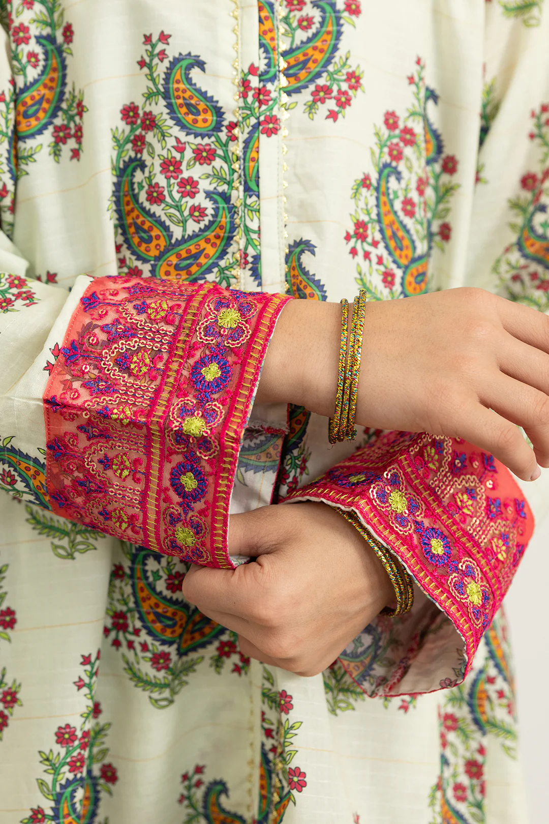 Embroidered Kurta Dupatta Trouser - 3478 - Image 7