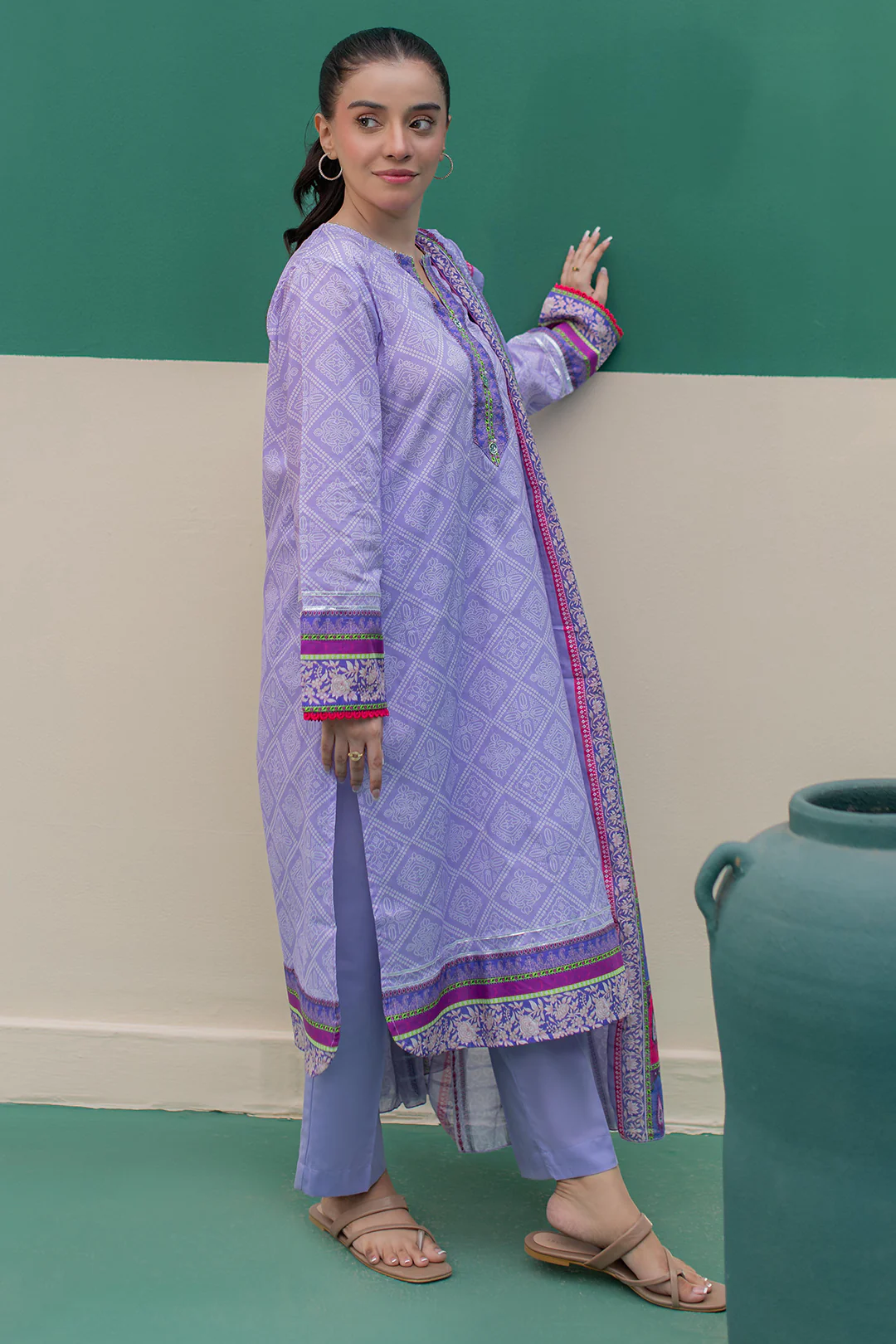 Kurta Dupatta Trouser - 2828 - Image 4
