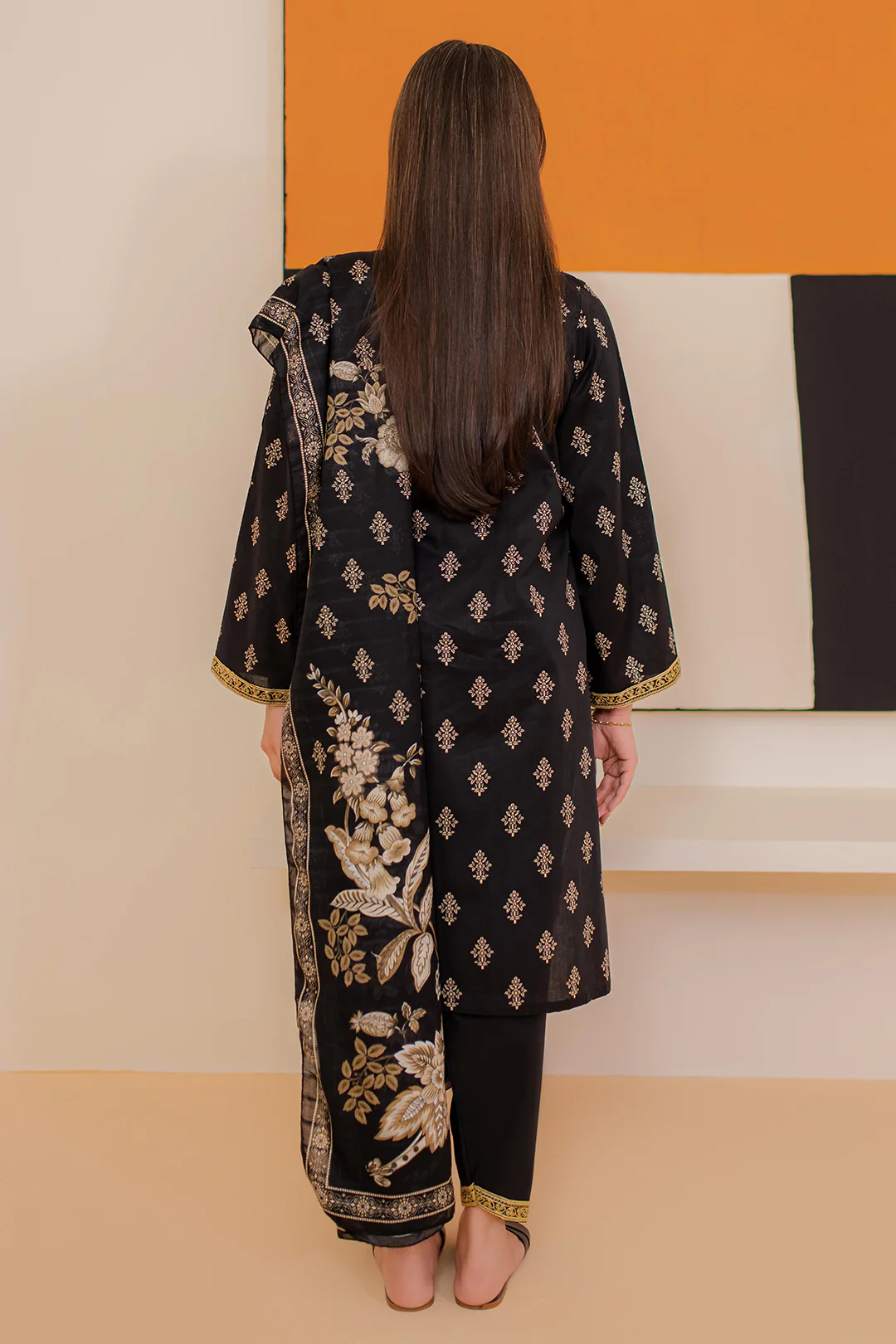Embroidered Kurta Dupatta Trouser - 2831 - Image 4