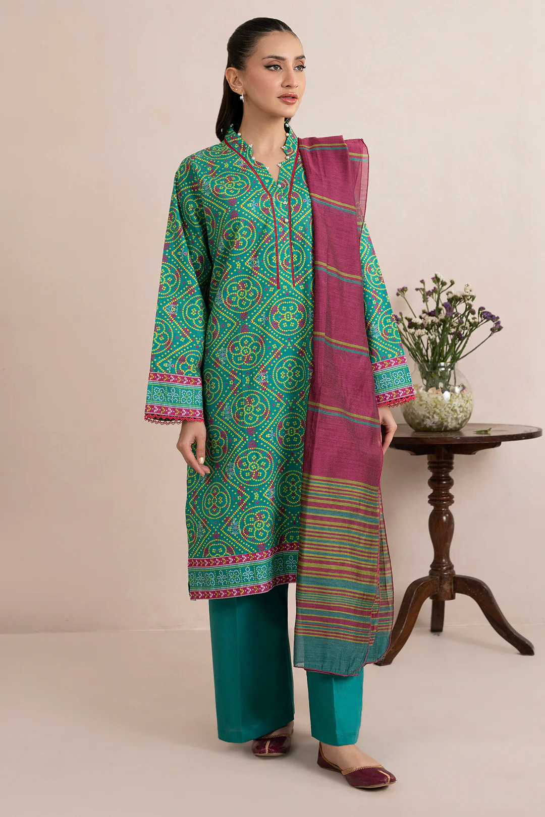 Kurta Dupatta Trouser - 3226 - Image 3