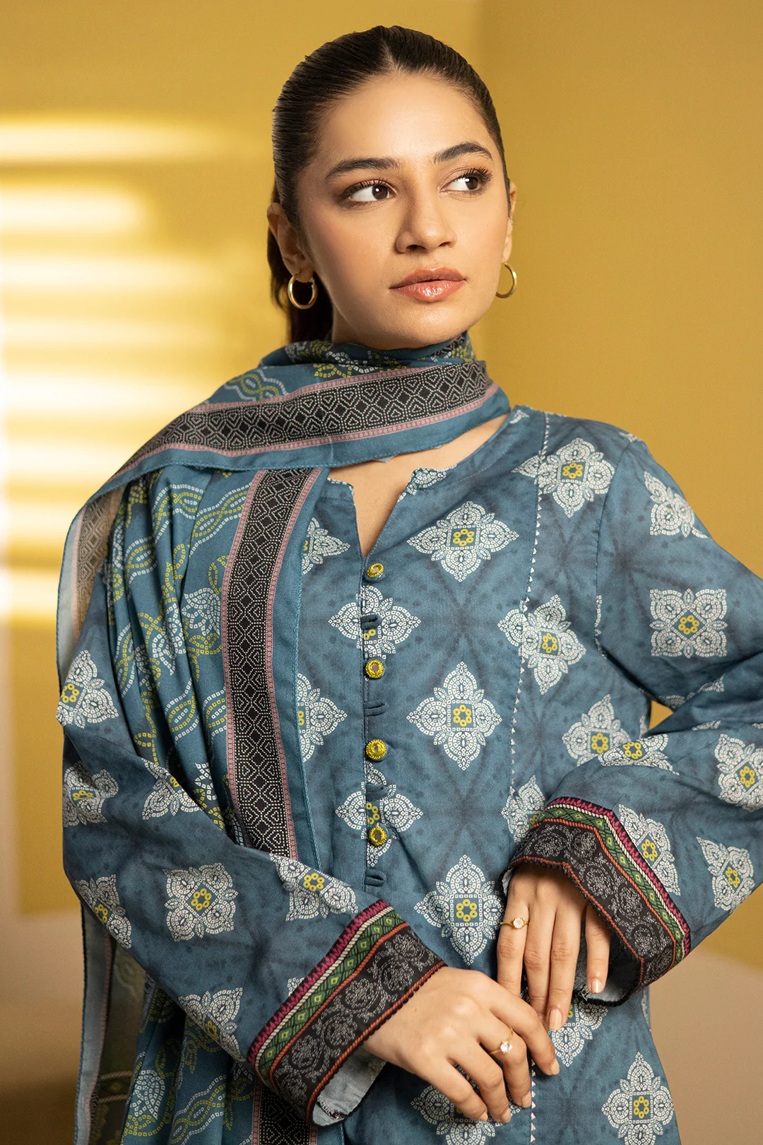 Kurta Dupatta Trouser - 3244 - Image 2