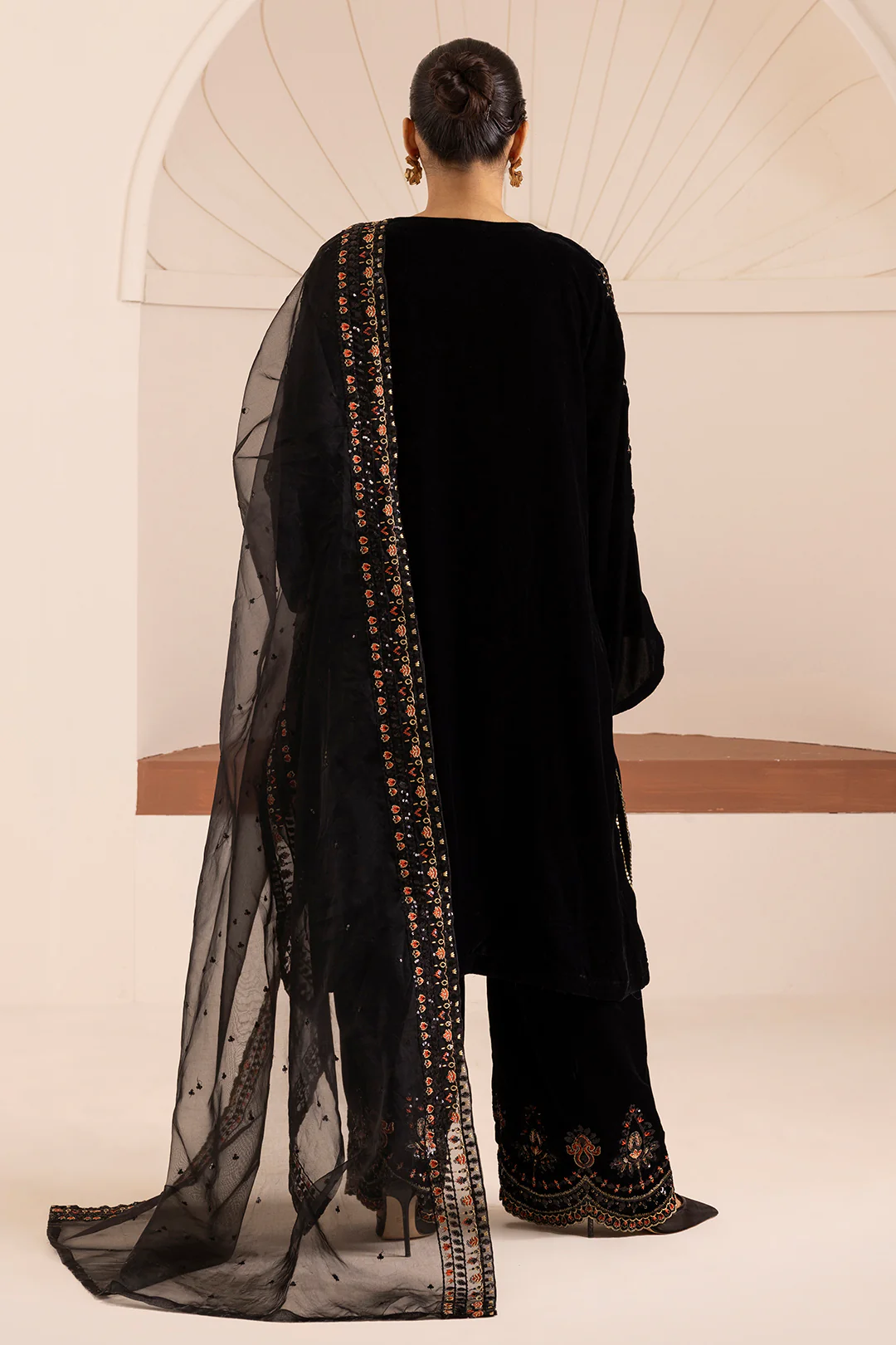 Embroidered Kurta Dupatta Trouser - 0731 - Image 11