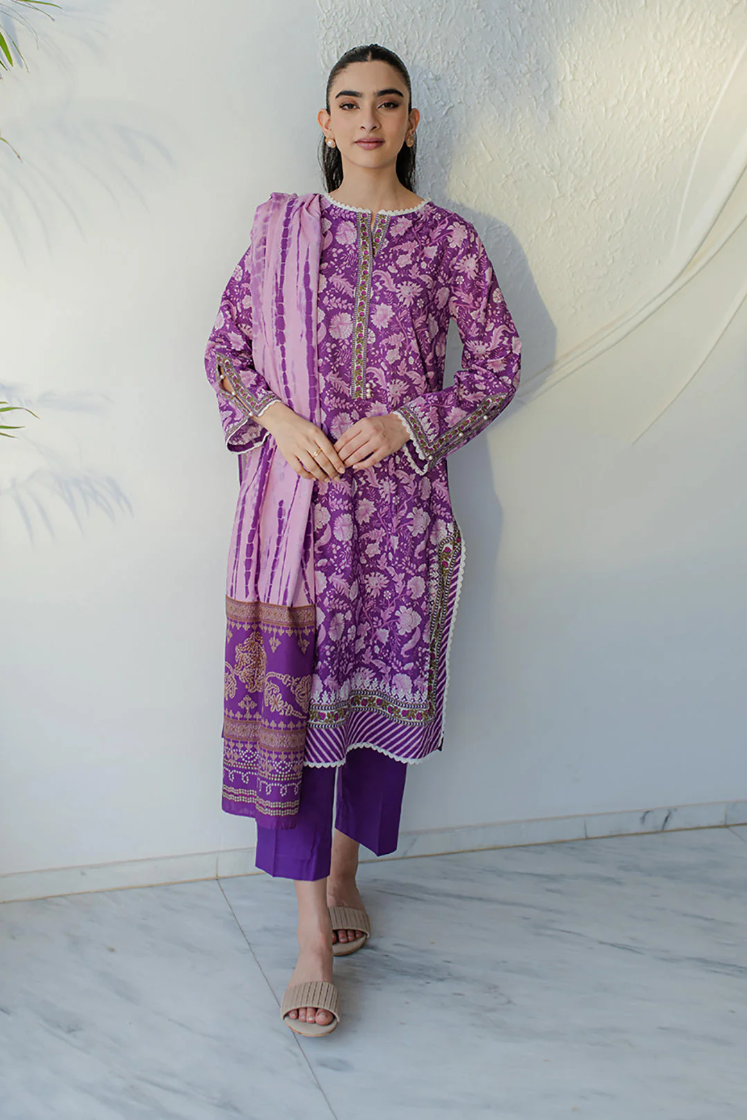 Kurta Dupatta Trouser - 1744 - Image 2