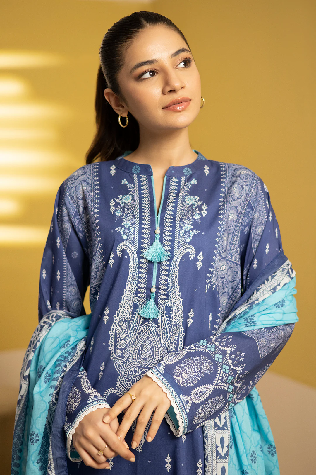 Kurta Dupatta Trouser - 2102 - Image 3