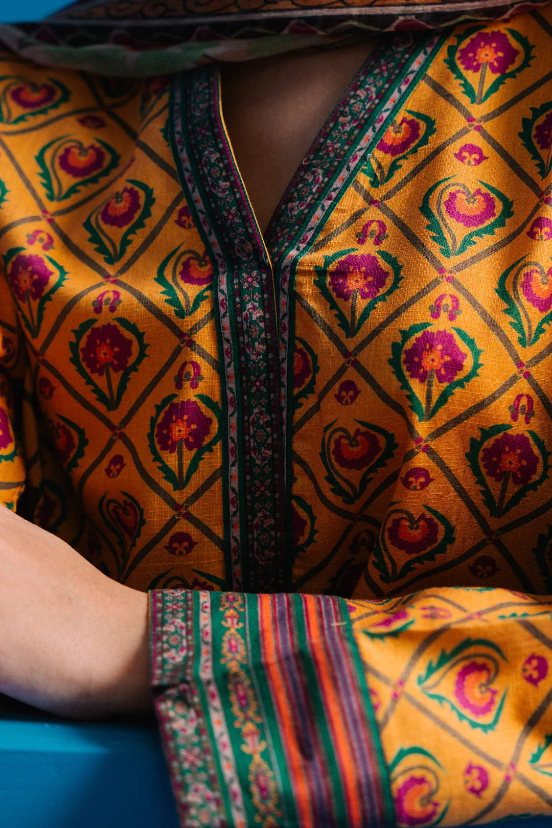 Kurta Dupatta Trouser - 2104 - Image 4