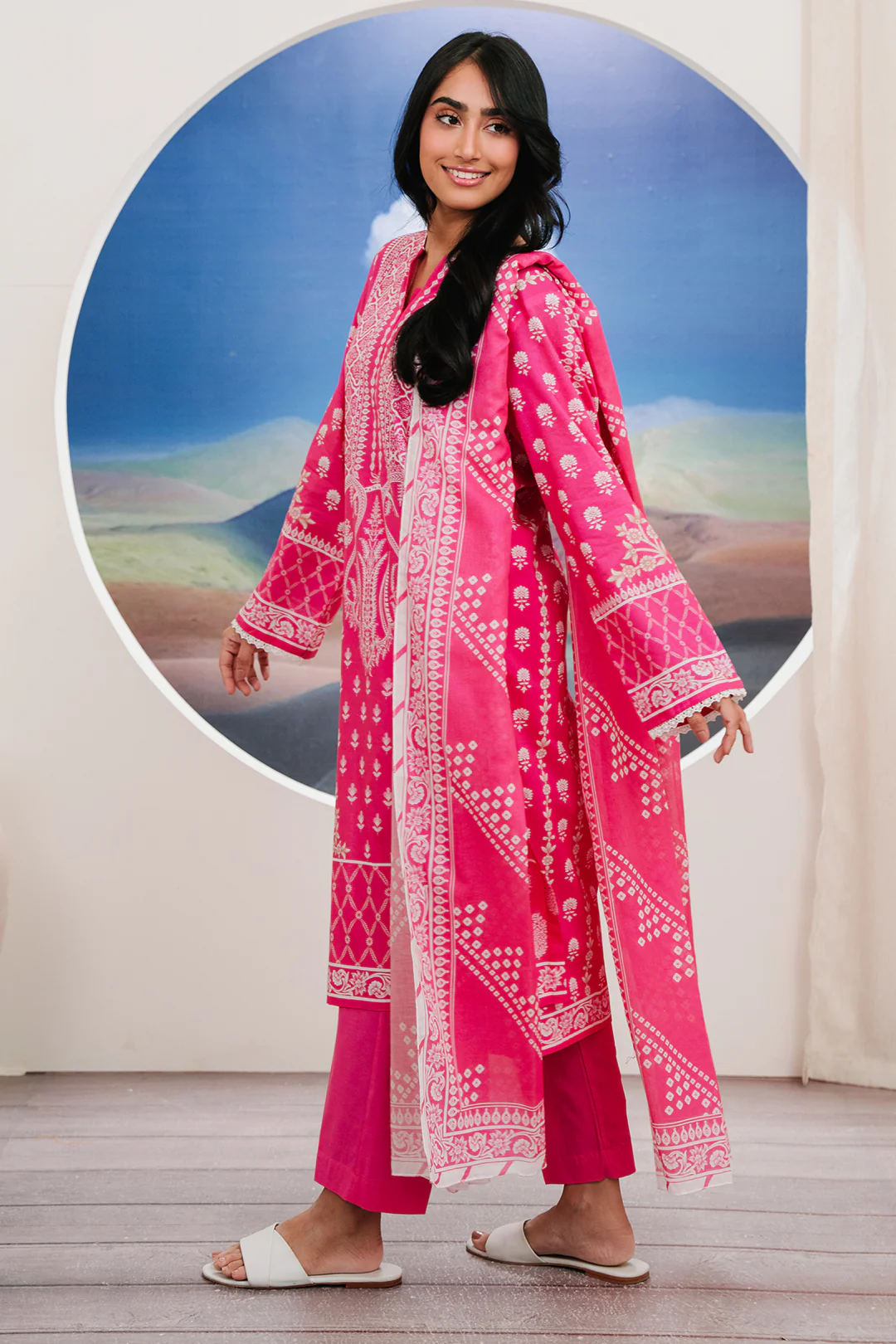 Kurta Dupatta Trouser - 2108 - Image 6
