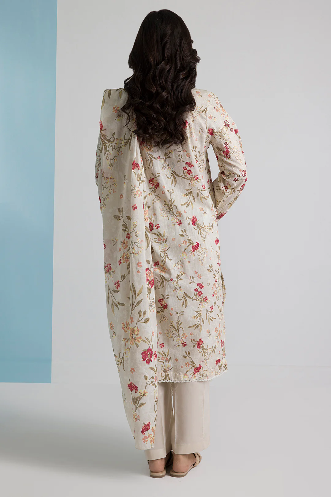 Embroidered Kurta Dupatta Trouser - 1630 - Image 5