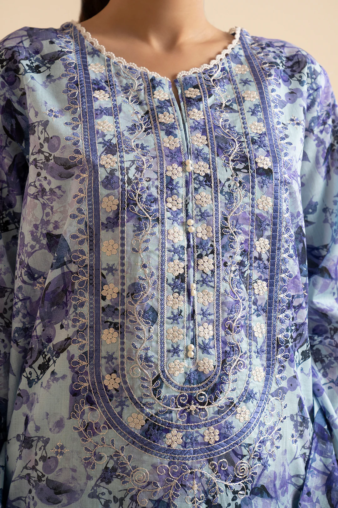 Embroidered Kurta Dupatta Trouser - 1632 - Image 5