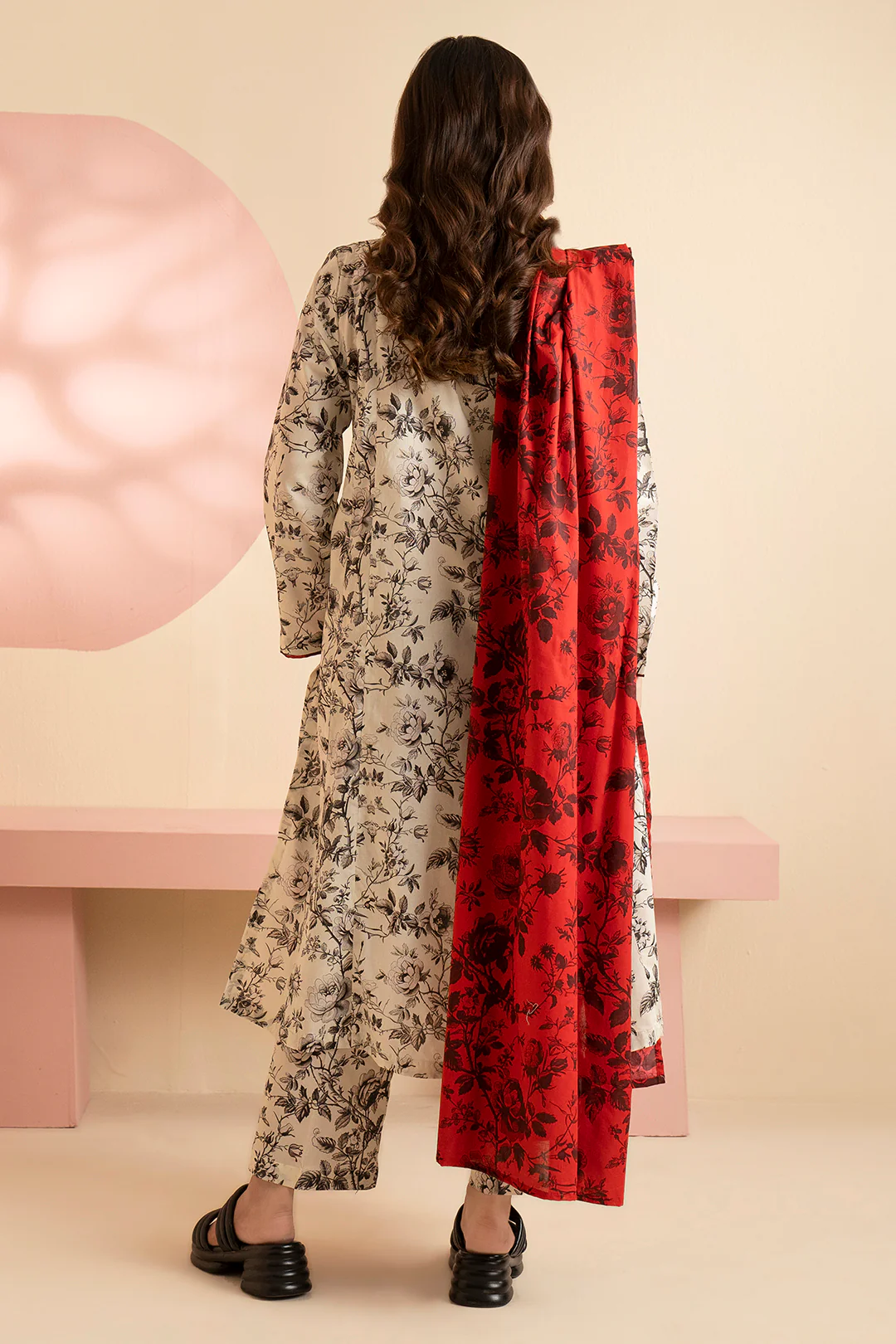 Kurta Dupatta Trouser - 1698 - Image 7