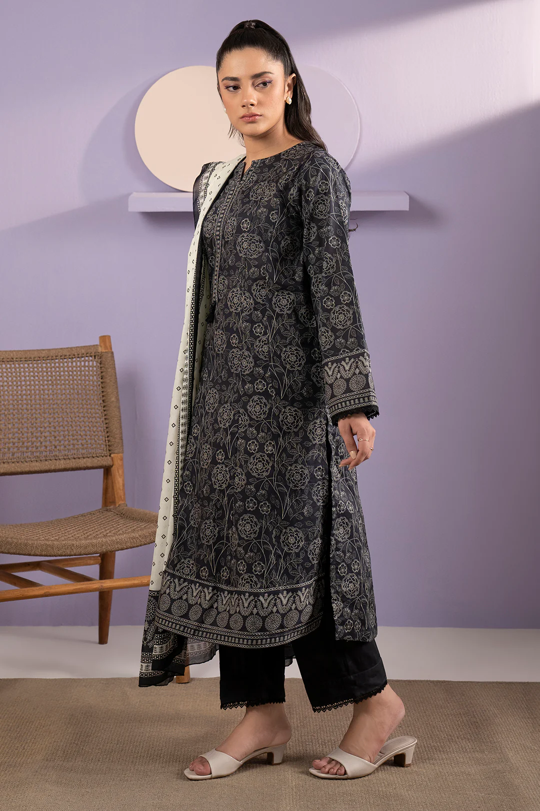 Kurta Dupatta Trouser - 1702 - Image 7