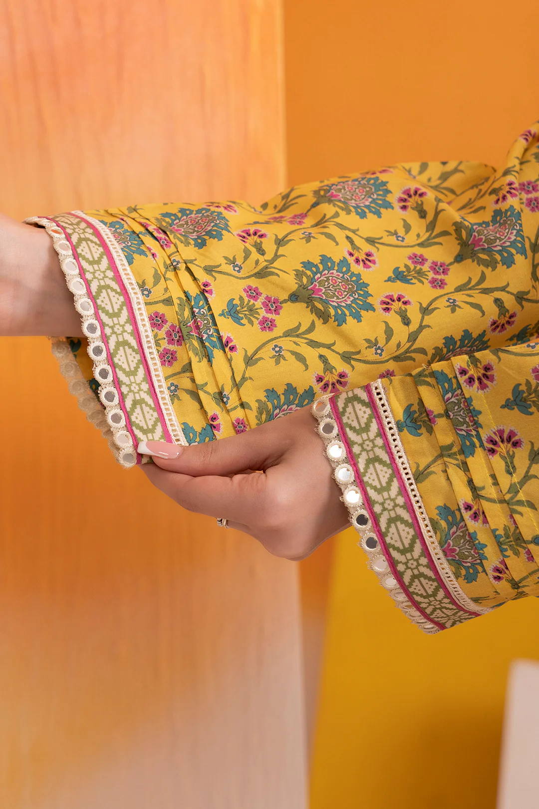 Kurta Dupatta Trouser - 1709 - Image 6