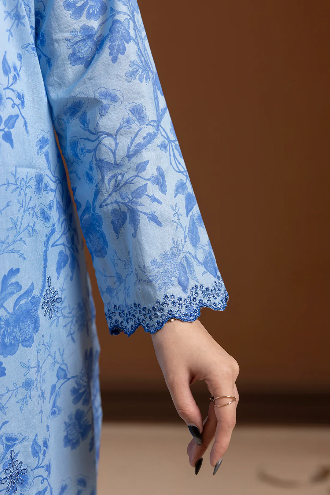 Embroidered Kurta Dupatta Trouser - 1785 - Image 6