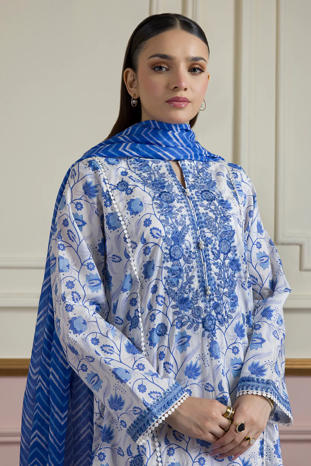 Embroidered Kurta Dupatta Trouser - 1789 - Image 2
