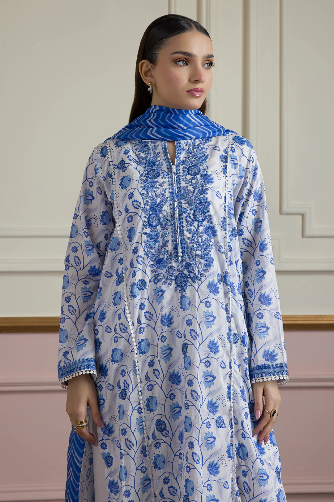 Embroidered Kurta Dupatta Trouser - 1789 - Image 3