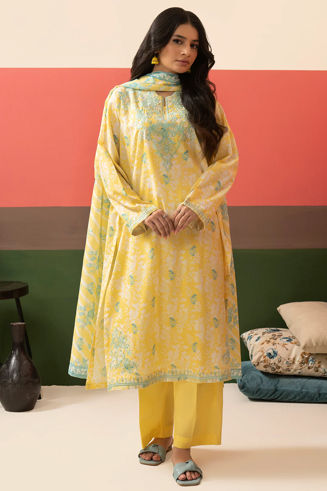 Embroidered Kurta Dupatta Trouser - 1831