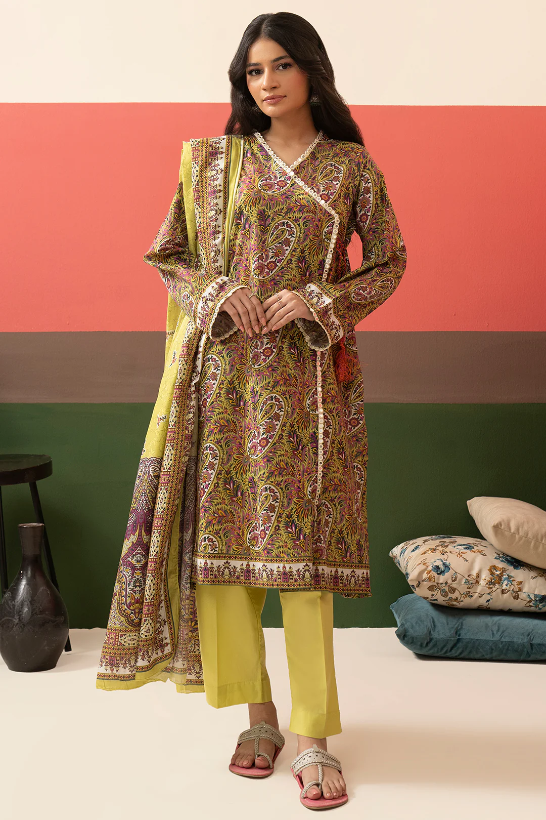 Kurta Dupatta Trouser - 1932