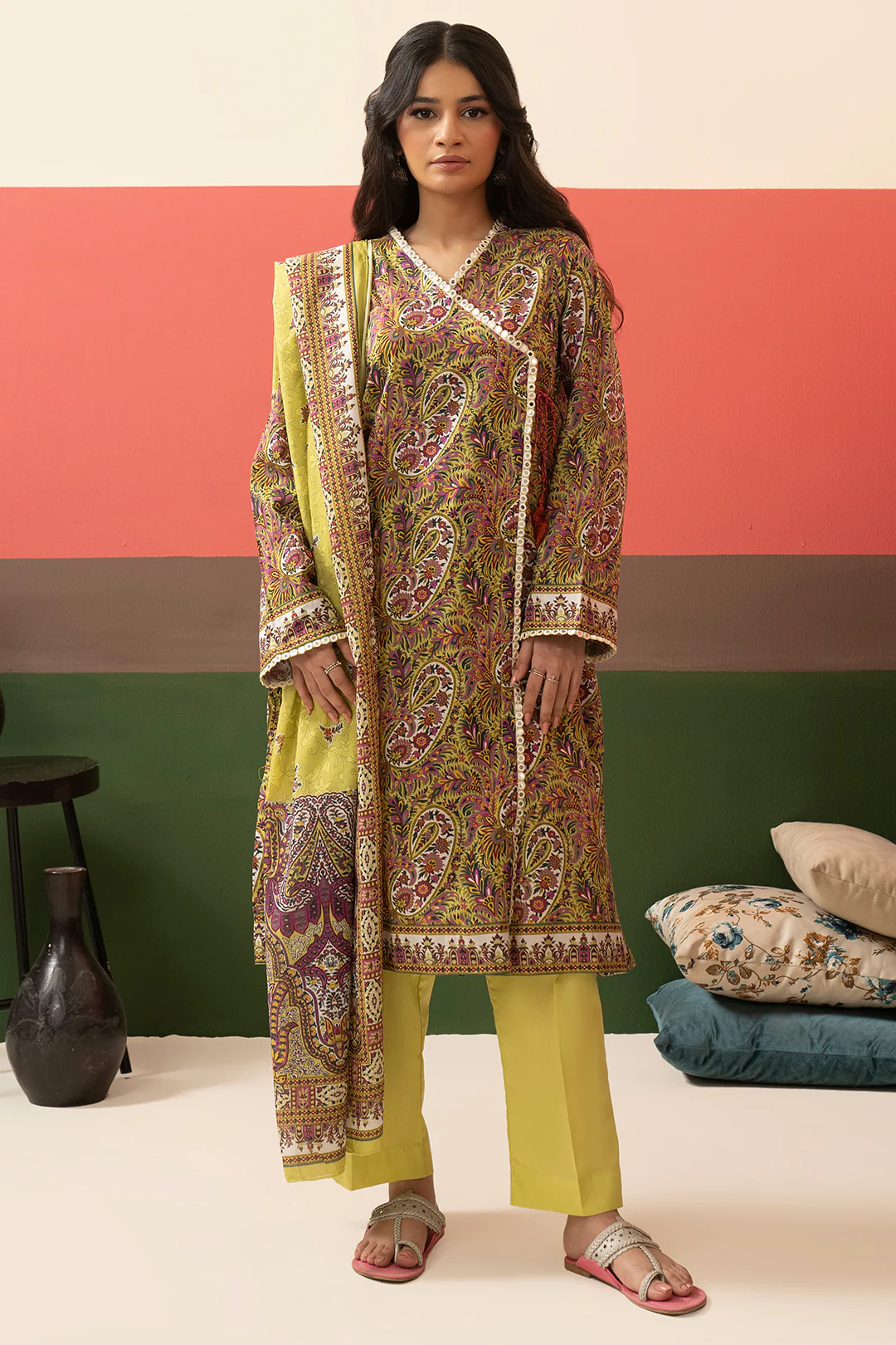 Kurta Dupatta Trouser - 1932 - Image 6