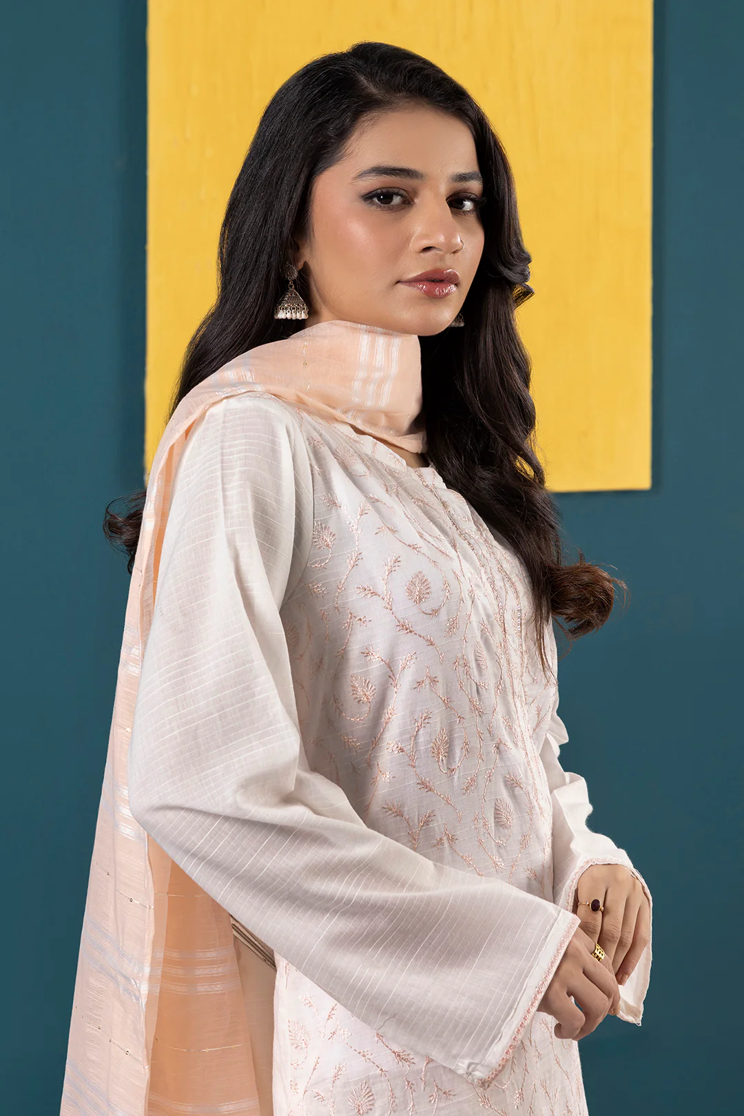 Embroidered Kurta Dupatta Trouser - 1933 - Image 4