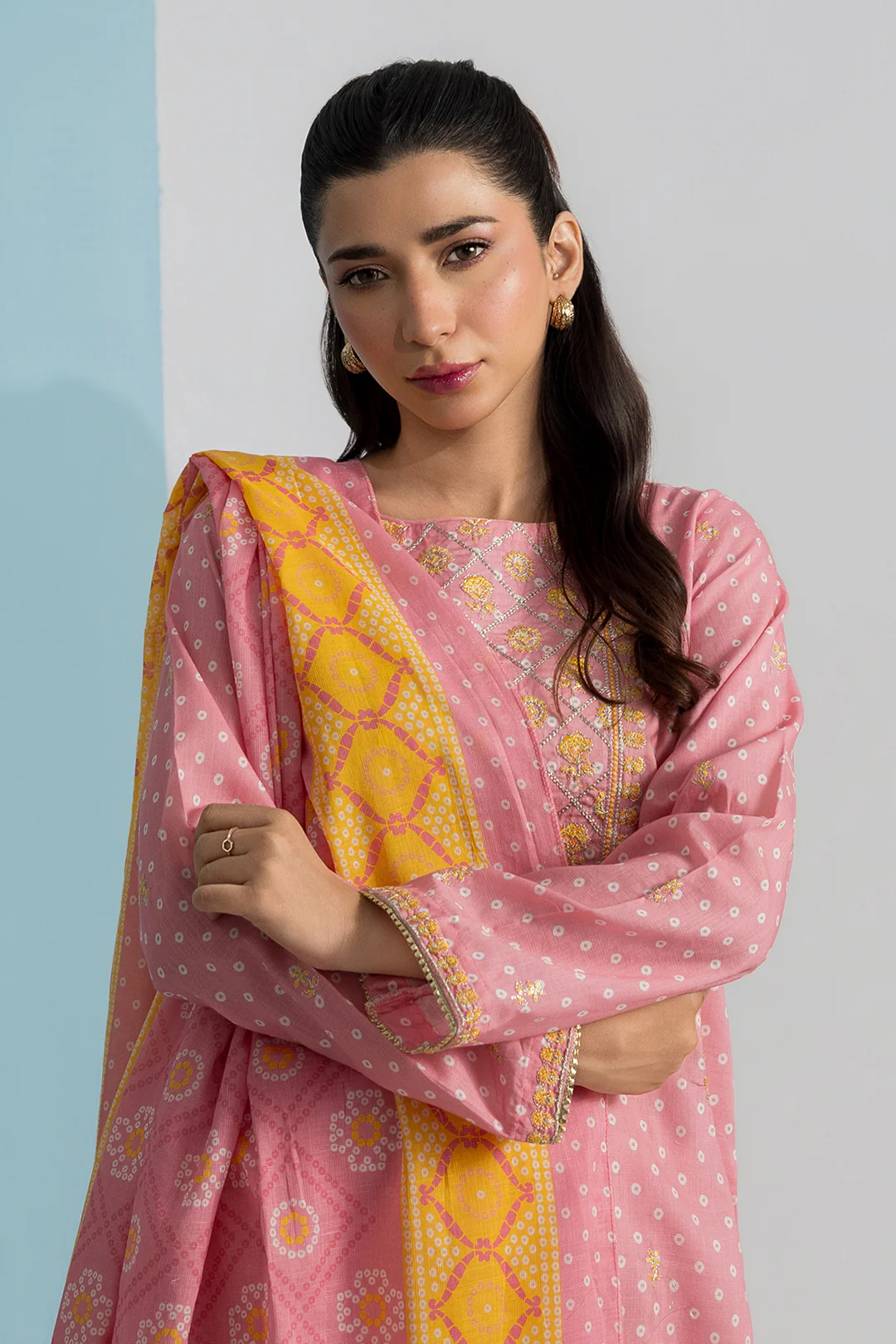 Embroidered Kurta Dupatta Trouser - 1937 - Image 2
