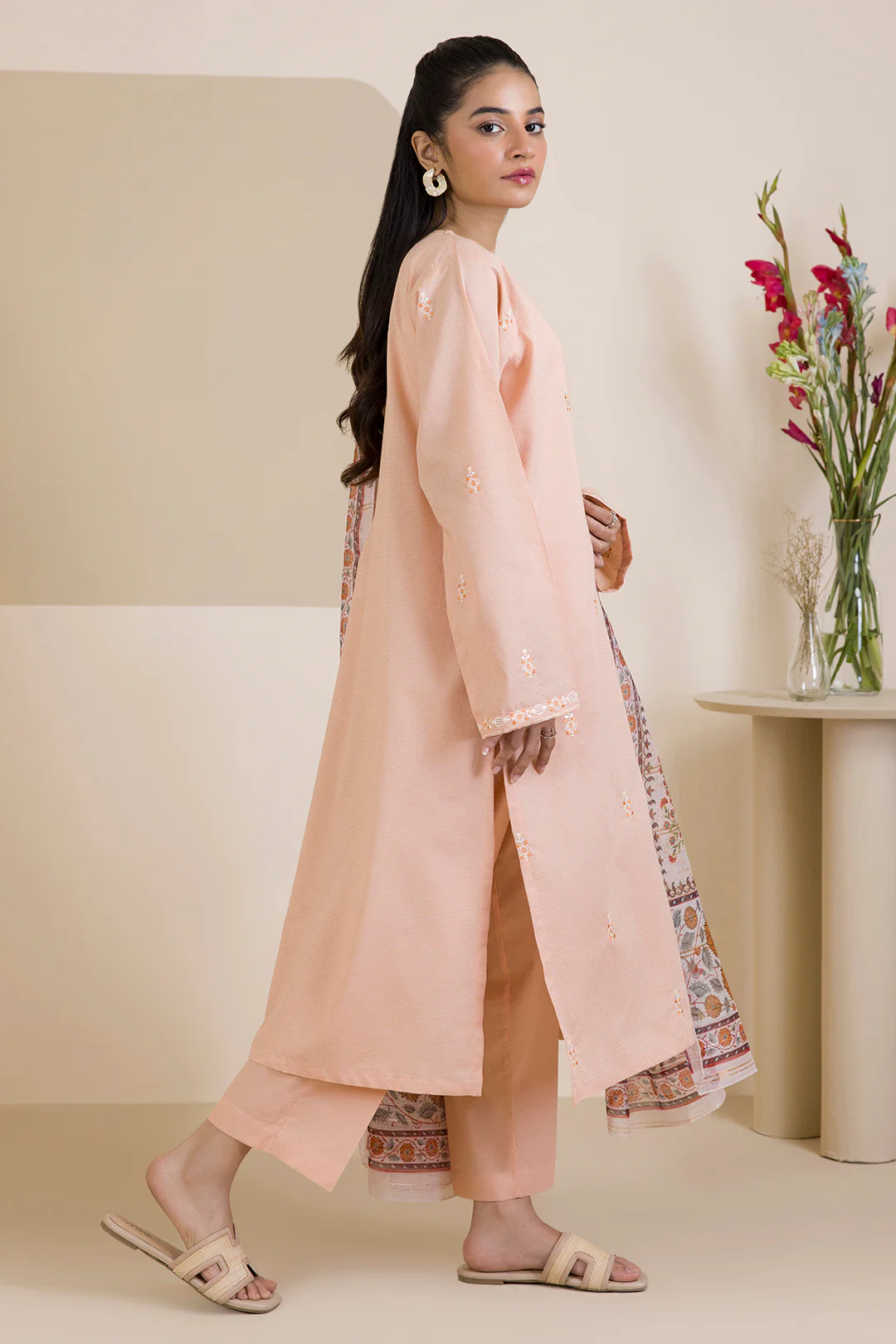 Embroidered Kurta Dupatta Trouser - 1941 - Image 6