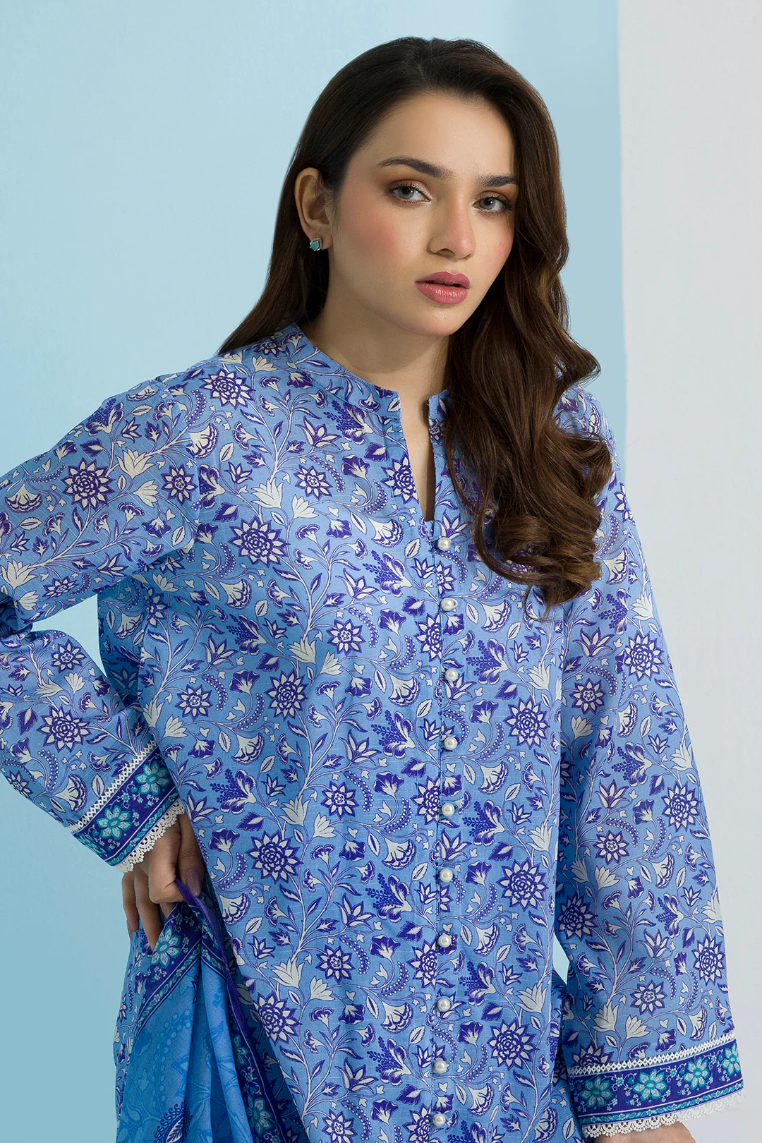 Kurta Dupatta Trouser - 2104 - Image 2