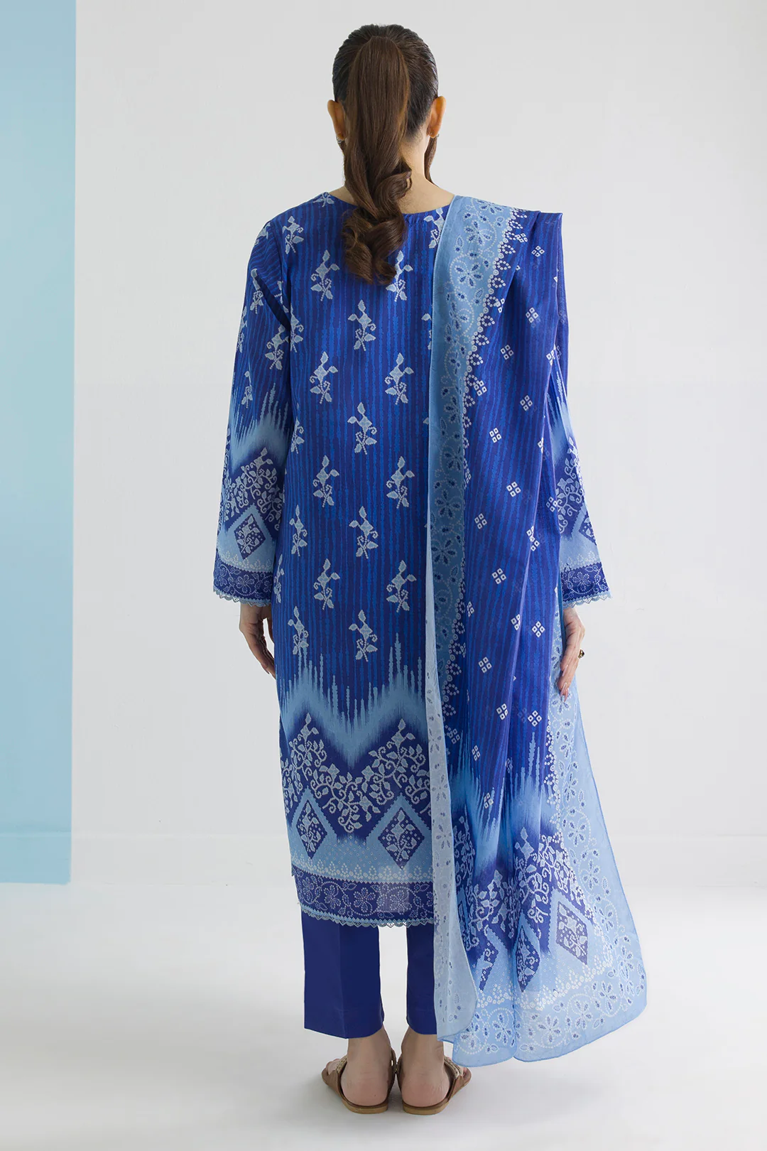 Kurta Dupatta Trouser - 2134 - Image 6