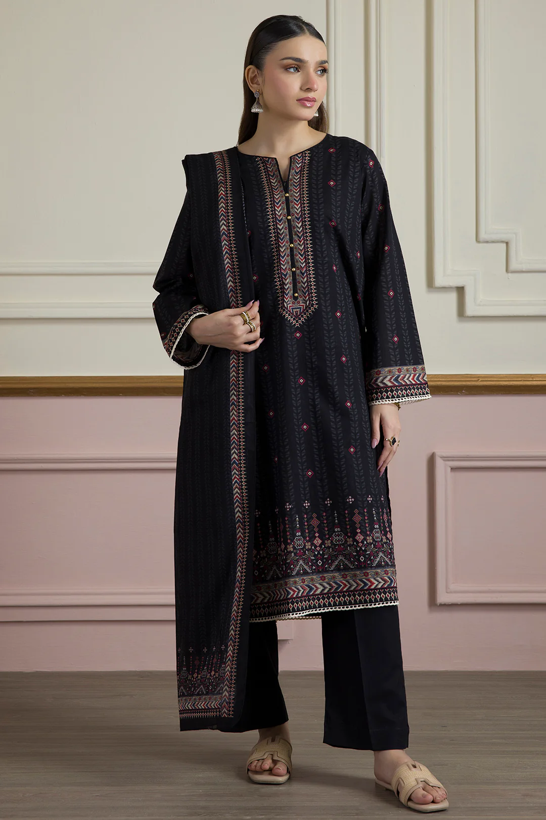 Kurta Dupatta Trouser - 2192 - Image 3