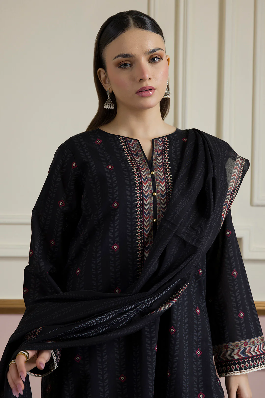 Kurta Dupatta Trouser - 2192 - Image 4