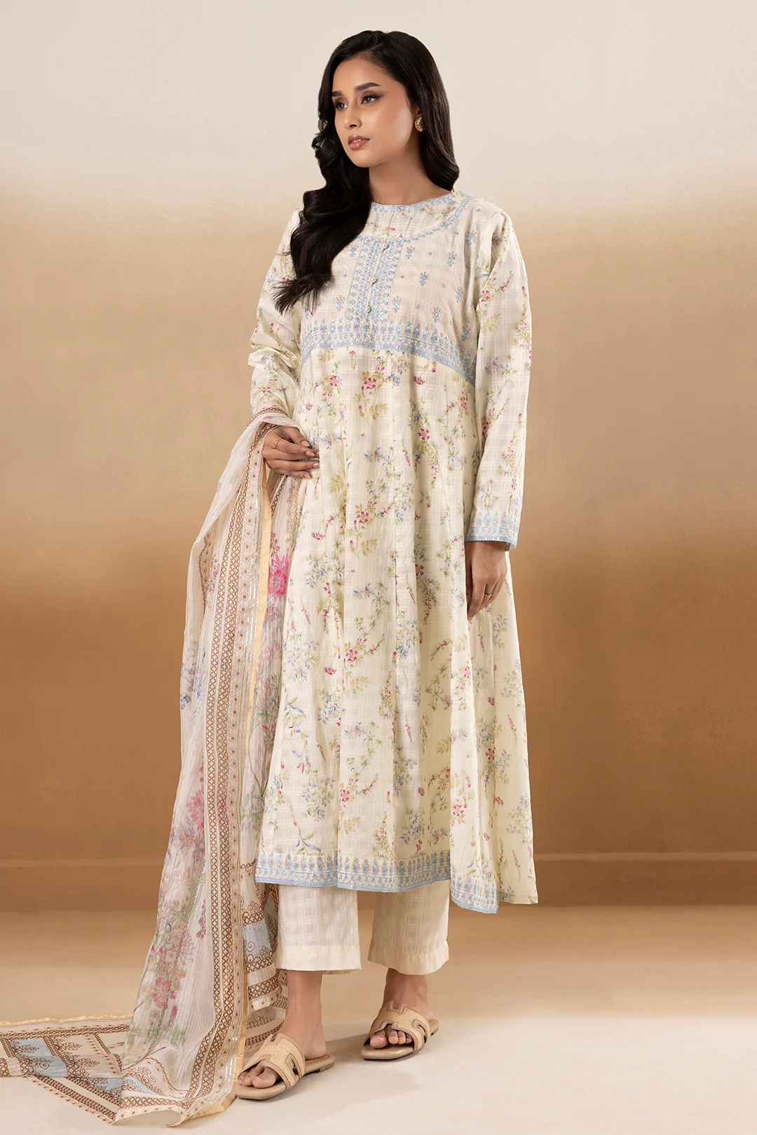 Embroidered Kurta Dupatta Trouser - 2514 - Image 3