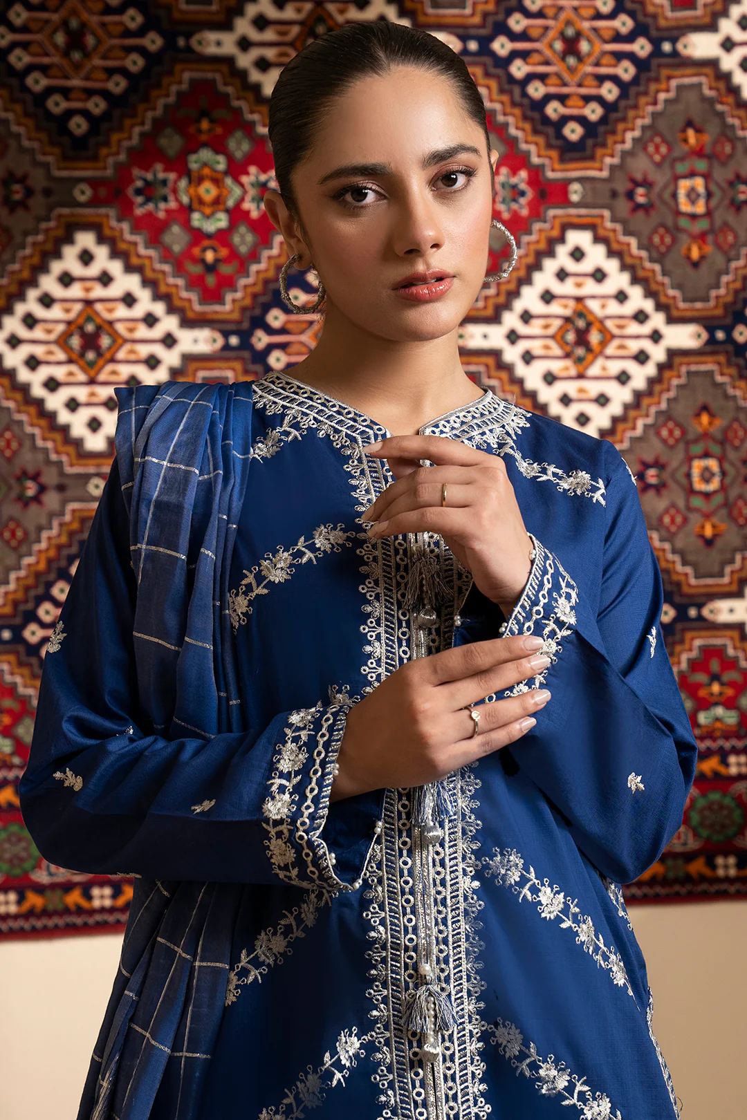 Embroidered Kurta Dupatta Trouser - 2524 - Image 4